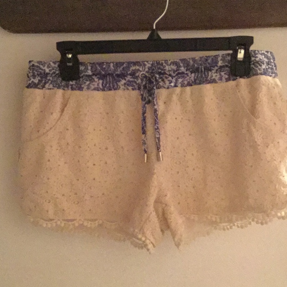 L space shorts
